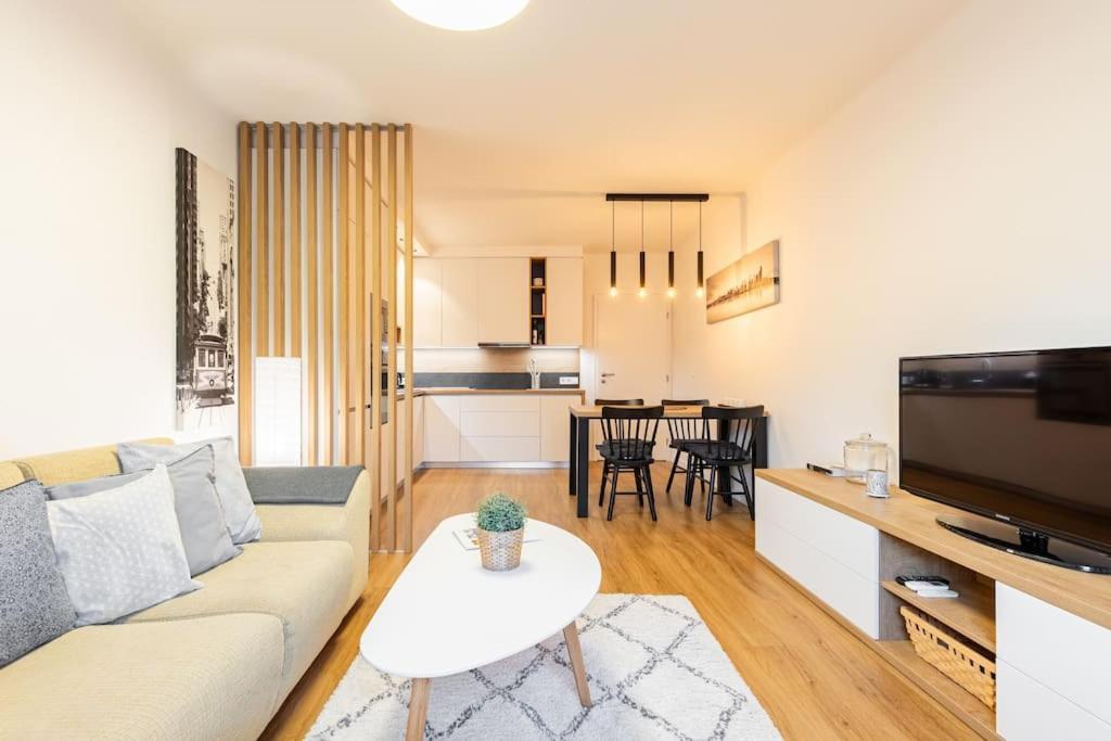 Bnb Slovakia Nivy Bliss Retreat Братислава Экстерьер фото