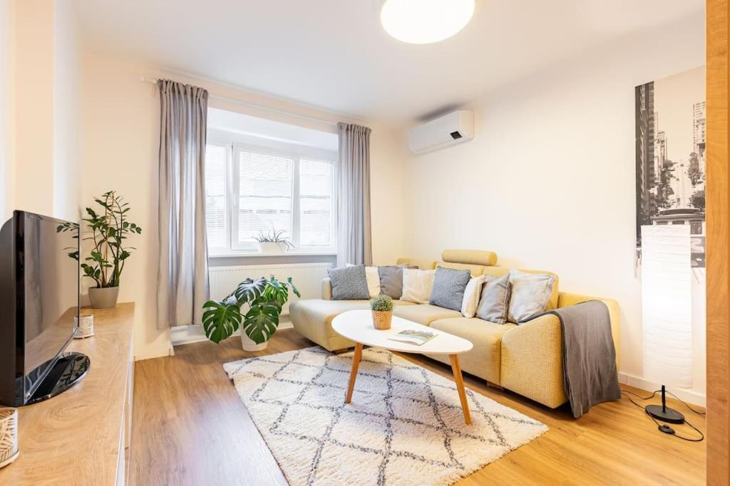 Bnb Slovakia Nivy Bliss Retreat Братислава Экстерьер фото